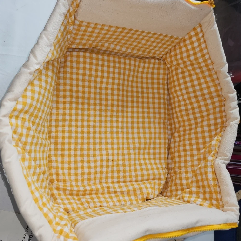 Easy Carry Cozy Carrier Bag/Bed for pets